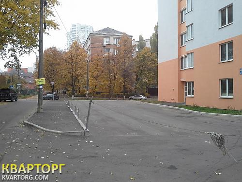 Rent out shop. Киев, Краснова Миколи — photo 2