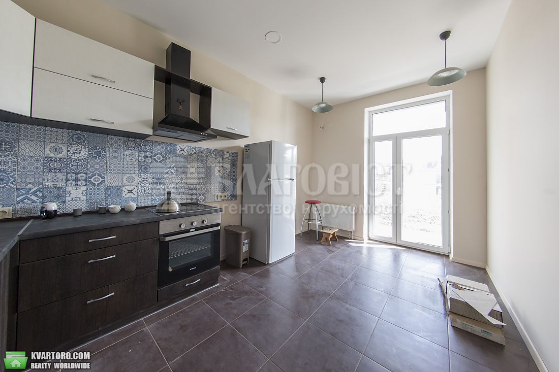Rent out 2-room apartment. Киев,  Саперное поле — photo 6