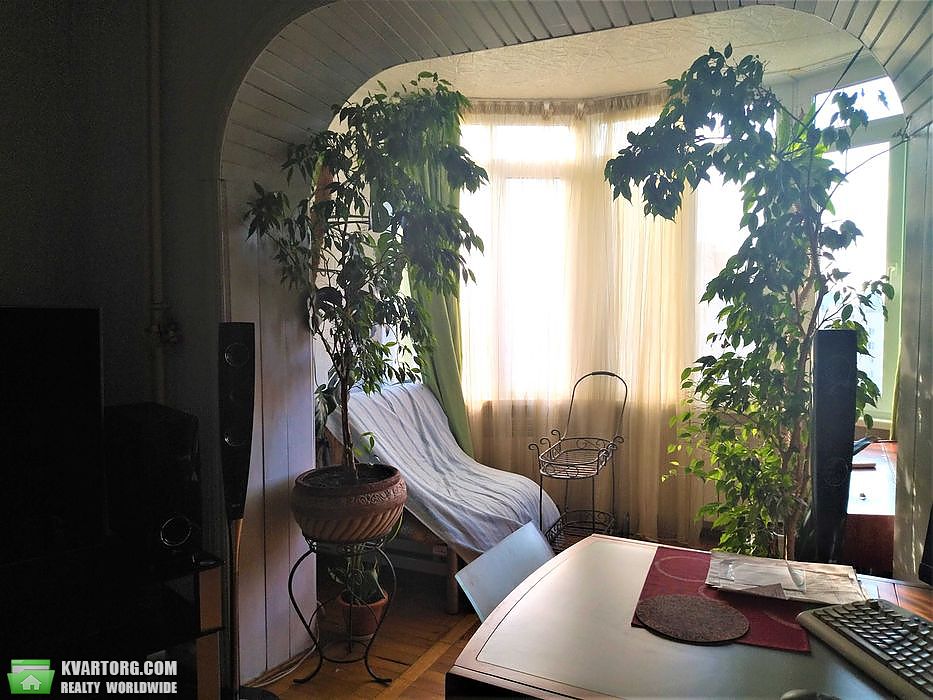 Sell 3-room apartment. Киев,  Курская — photo 1
