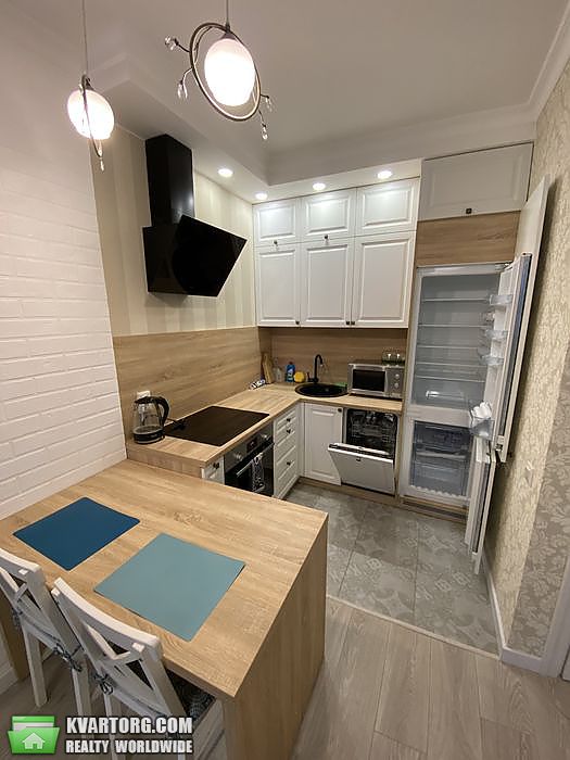 Rent out 2-room apartment. Киев, аболмасова — photo 3