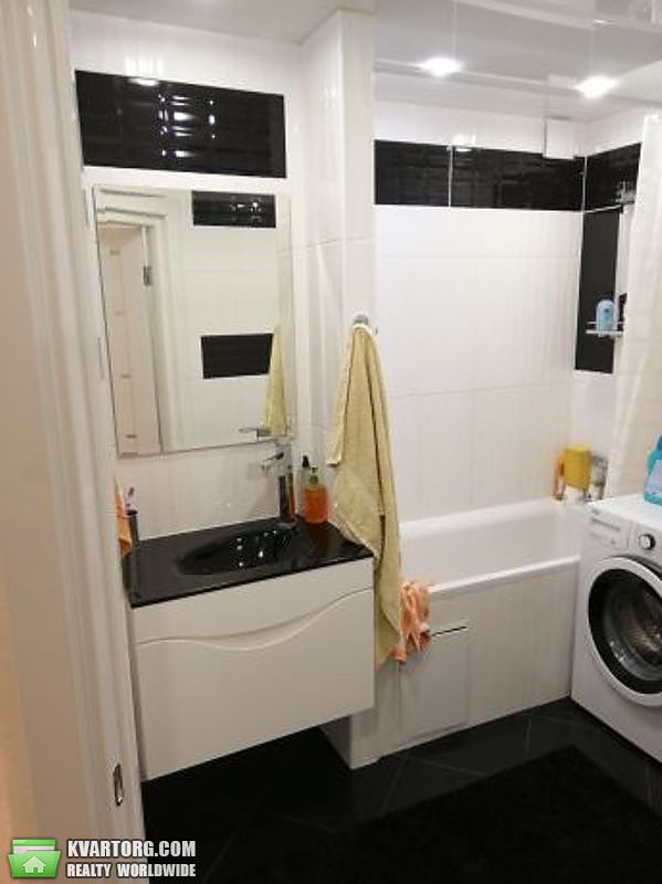 Sell 2-room apartment. Киев,  Приречная — photo 1