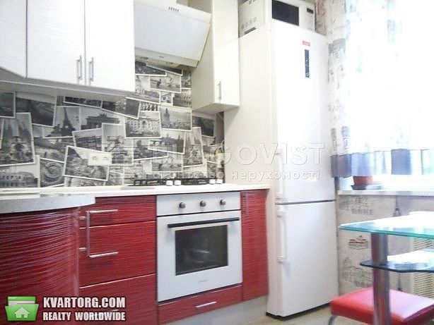 Rent out 2-room apartment. Киев,  Гайдай — photo 4