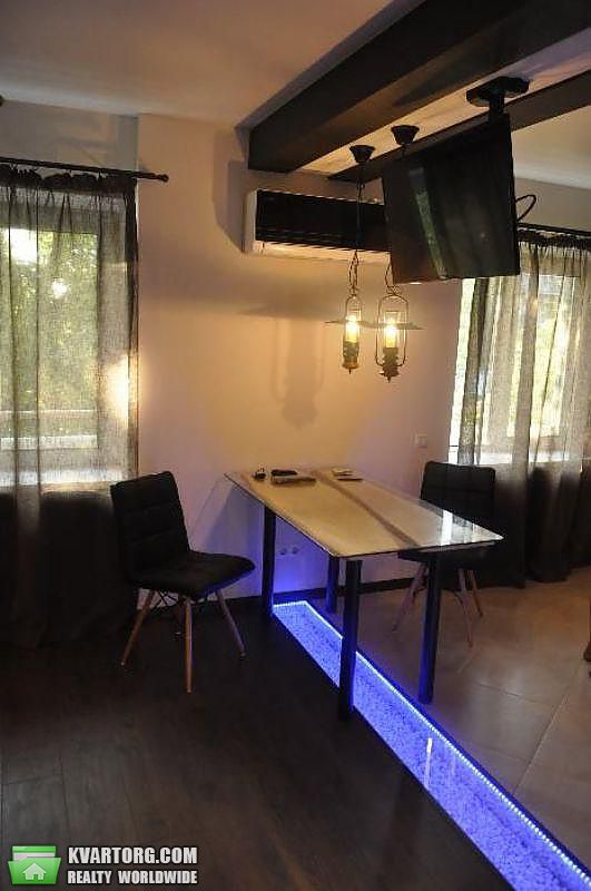 Rent out 2-room apartment. Киев,  Пугачева — photo 2