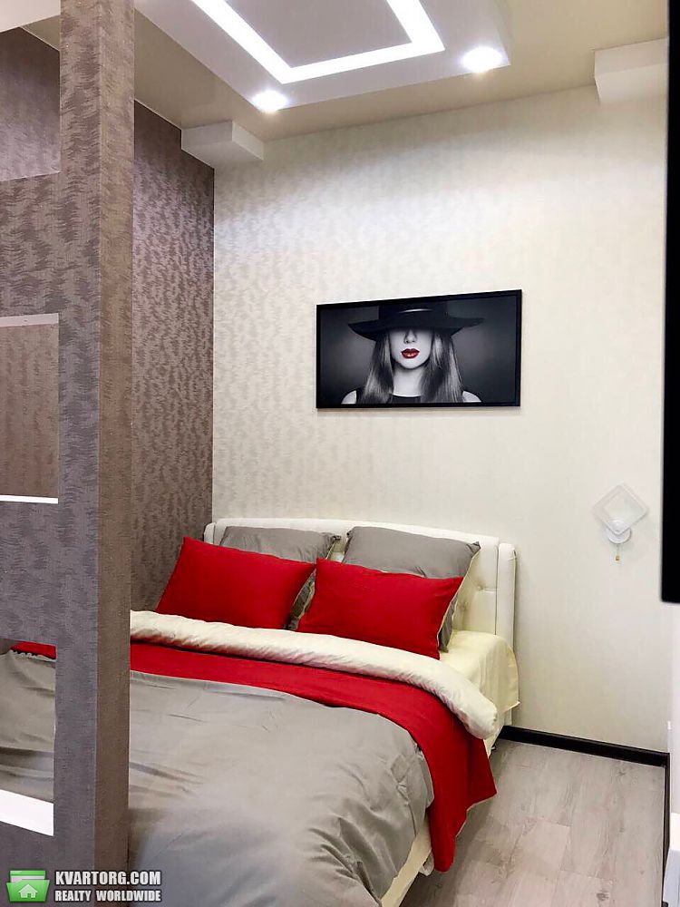Rent out 1-room apartment. Одесса, Французский бульвар — photo 8
