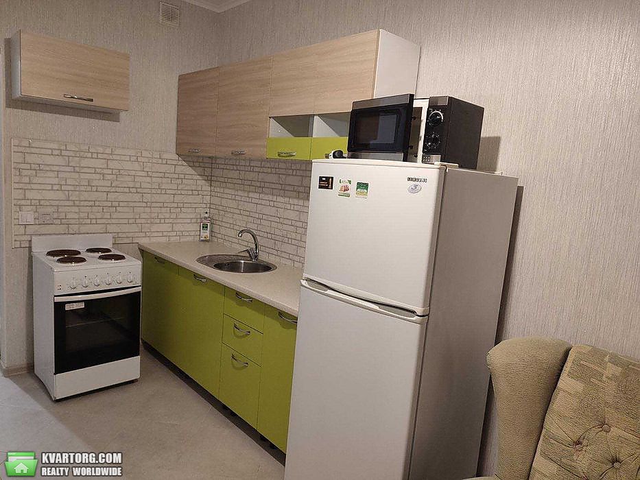 Rent out 1-room apartment. Киев, Драгоманова — photo 3