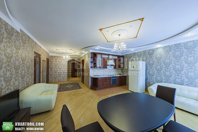 Rent out 3-room apartment. Киев,  Тургеневская — photo 8