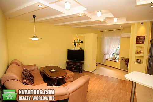 Sell 3-room apartment. Киев, Урловская — photo 1