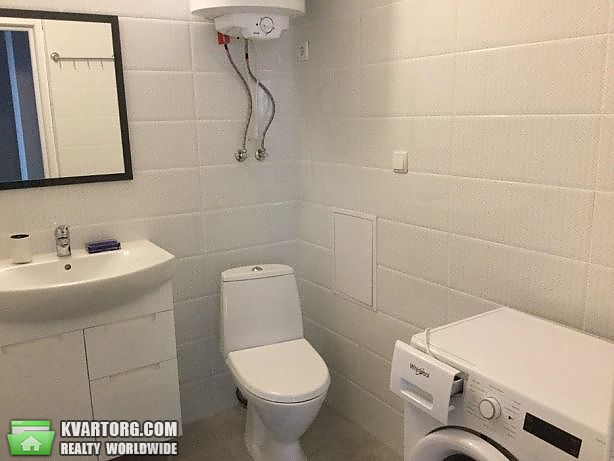 Rent out 2-room apartment. Киев,  Госпитальный пер — photo 7