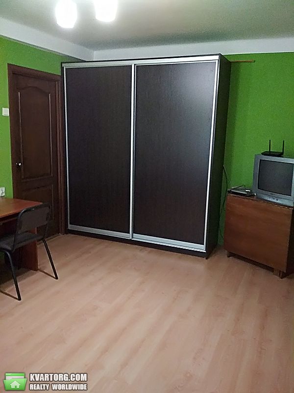 Rent out 1-room apartment. Киев,  Карбышева — photo 1