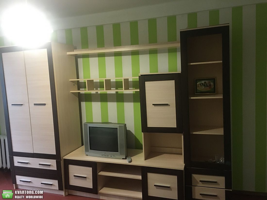 Rent out 3-room apartment. Киев,  Курчатова — photo 1