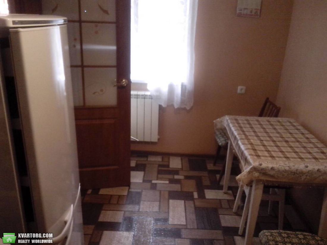 Rent out 1-room apartment. Киев,  Путивльская — photo 6