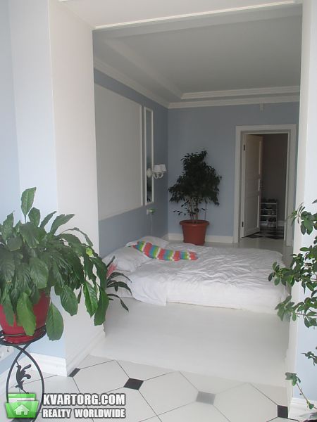Sell 2-room apartment. Киев, Львовская — photo 2