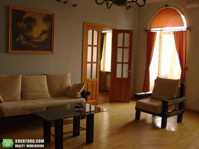 Rent out 3-room apartment. Киев,  Предславинская — photo 4