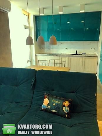 Rent out 2-room apartment. Киев,  Армянская — photo 3