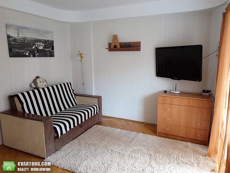 Sell 2-room apartment. Киев,  Гоголевская — photo 1