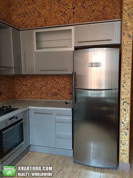 Rent out 3-room apartment. Киев, Шелковичная — photo 7