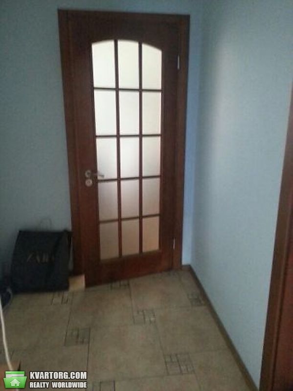 Sell 4-room apartment. Киев,  Милославская — photo 9