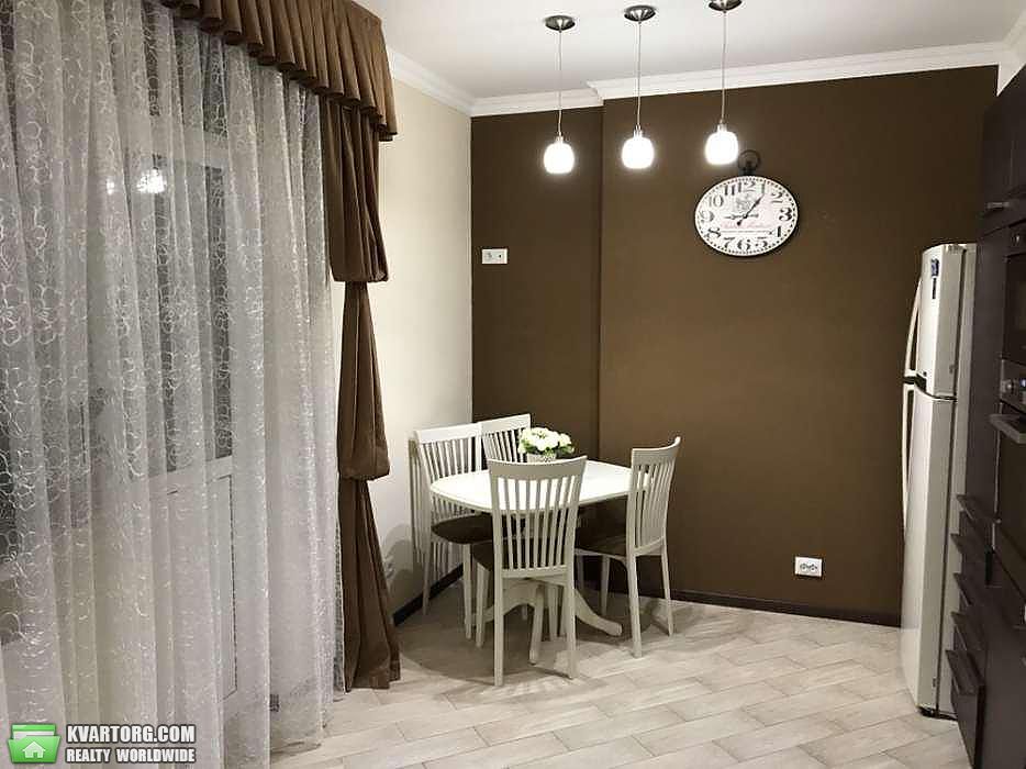 Rent out 2-room apartment. Киев,  Вильямса — photo 3