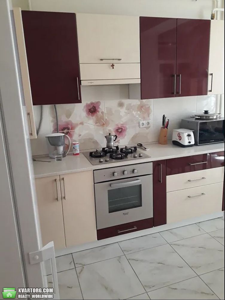 Rent out 1-room apartment. Киев,  Гетьмана — photo 1