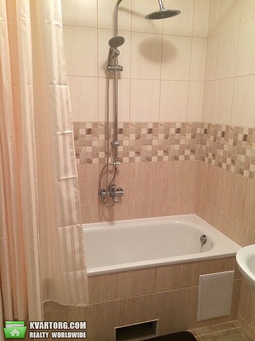 Rent out 2-room apartment. Киев,  Ломоносова — photo 6
