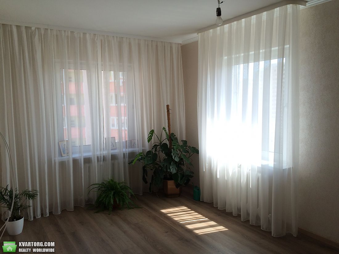 Sell 2-room apartment. Киев,  Урловская — photo 2