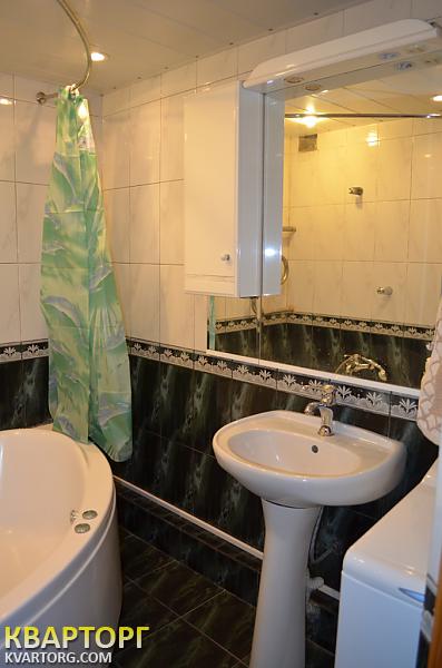 Rent out 3-room apartment. Днепропетровск, Минина — photo 5