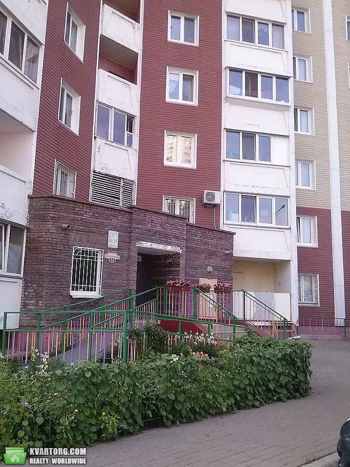Rent out 2-room apartment. Киев,  Милославская — photo 9
