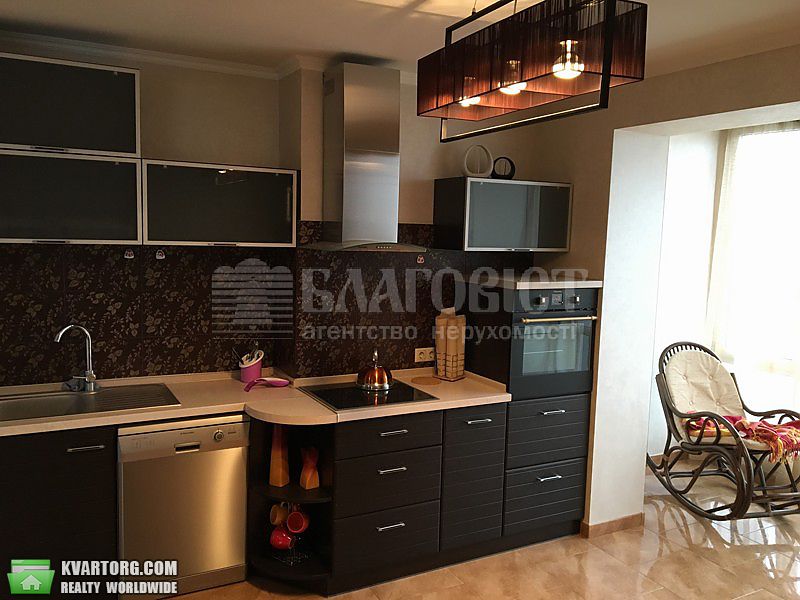 Rent out 2-room apartment. Киев,  Днепровская наб — photo 5
