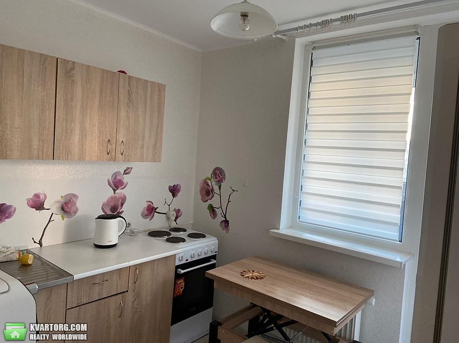 Sell 1-room apartment. Киев,  Крушельницкой — photo 2