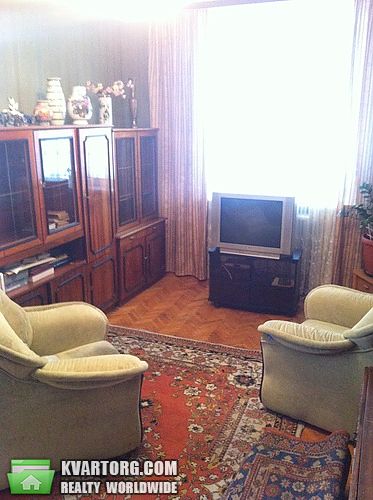 Sell 2-room apartment. Киев, Уманская — photo 2