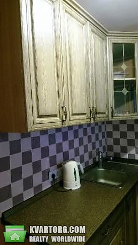 Sell 3-room apartment. Киев,  Метростроевская — photo 4