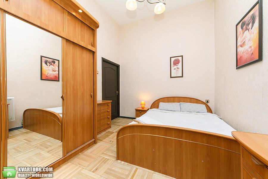 Rent out 4-room apartment. Киев,  Костельная — photo 6