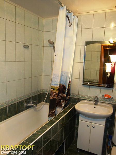 Rent out 1-room apartment. Киев,  Пражская — photo 2