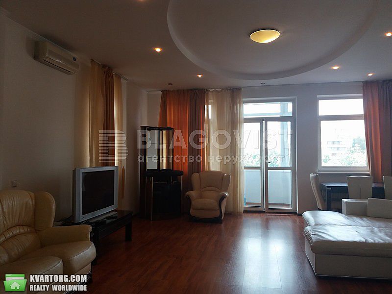 Sell 3-room apartment. Киев,  Щорса — photo 2
