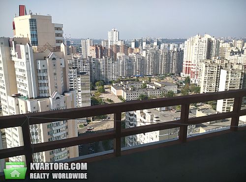 Sell 4-room apartment. Киев,  Срибнокильская — photo 9