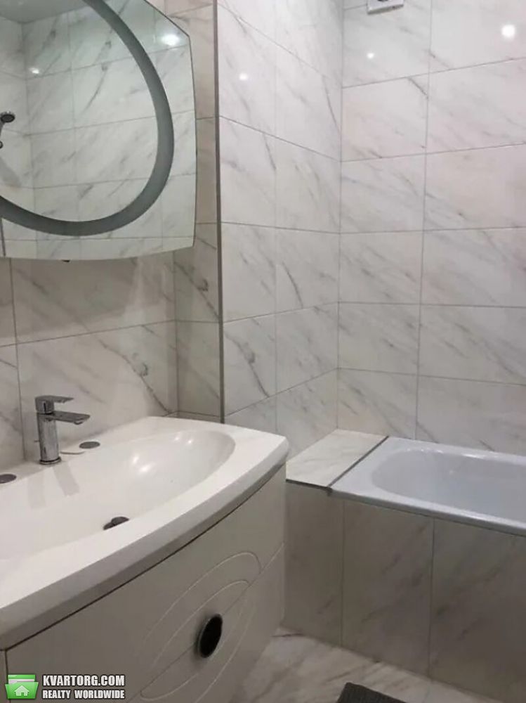 Rent out 1-room apartment. Киев,  Лабораторный пер — photo 5