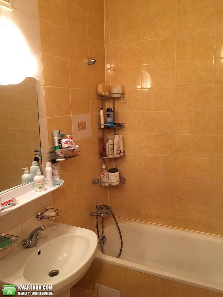 Sell 1-room apartment. Киев,  Школьная — photo 3