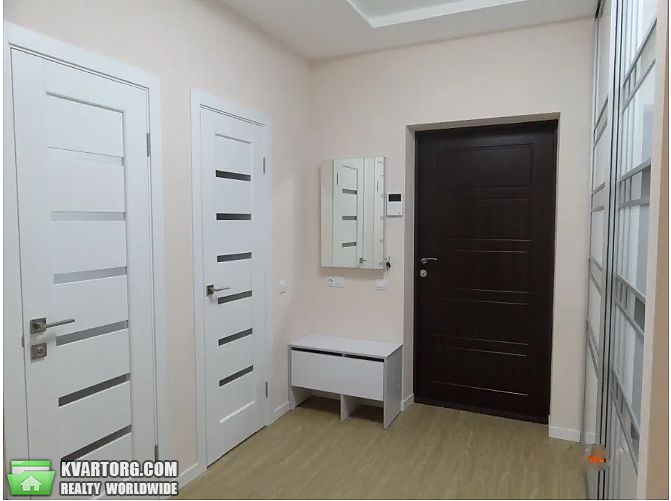 Rent out 2-room apartment. Киев, Аболмасова — photo 1