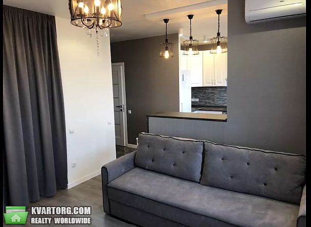 Rent out 1-room apartment. Киев,  Александровская — photo 4