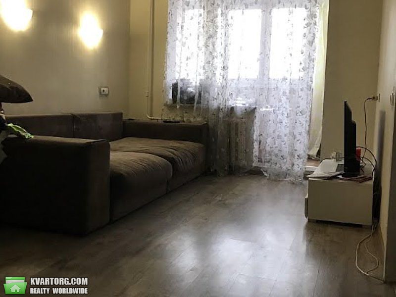 Sell 2-room apartment. Киев,  Ватутина пр — photo 2