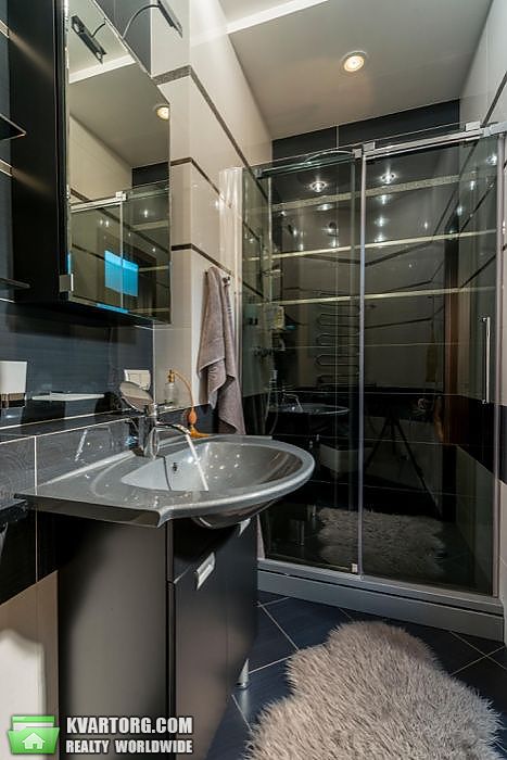 Rent out 3-room apartment. Киев, А.Барбюса — photo 10