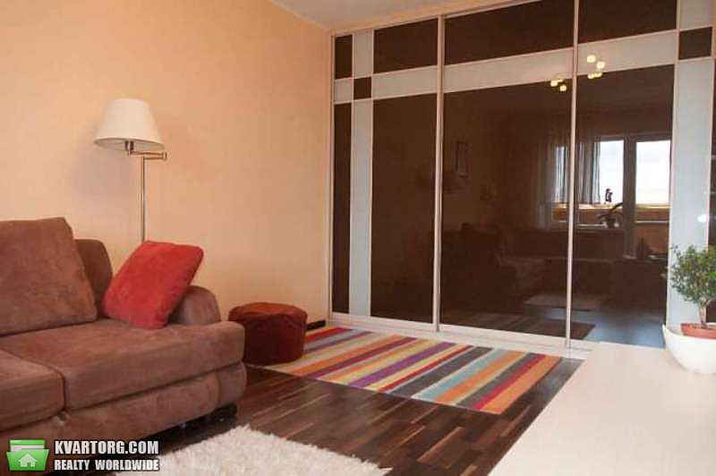 Sell 2-room apartment. Киев,  Каштановая — photo 2