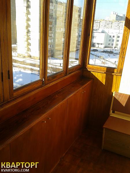 Rent out 2-room apartment. Киев, Драгоманова — photo 9