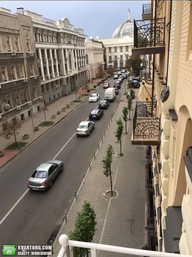 Rent out 2-room apartment. Киев,  Шелковичная — photo 10