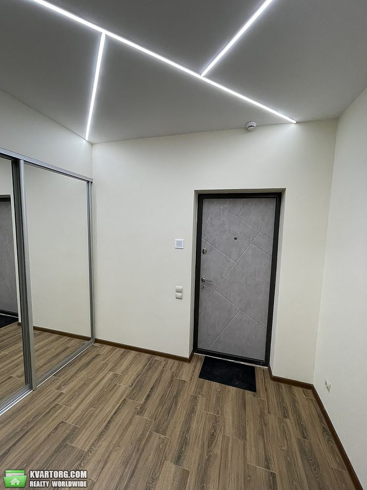 Rent out 1-room apartment. Киев, Мандрыковская — photo 7