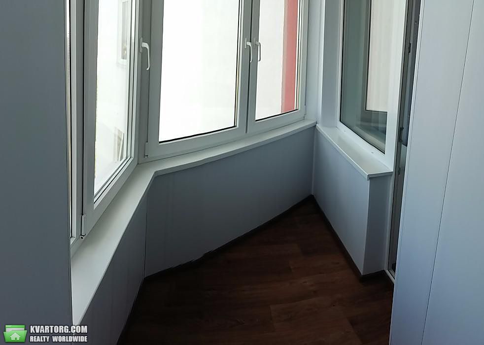 Rent out 2-room apartment. Киев,  Бакинская — photo 8