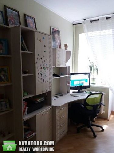 Sell 3-room apartment. Киев,  Конева — photo 8