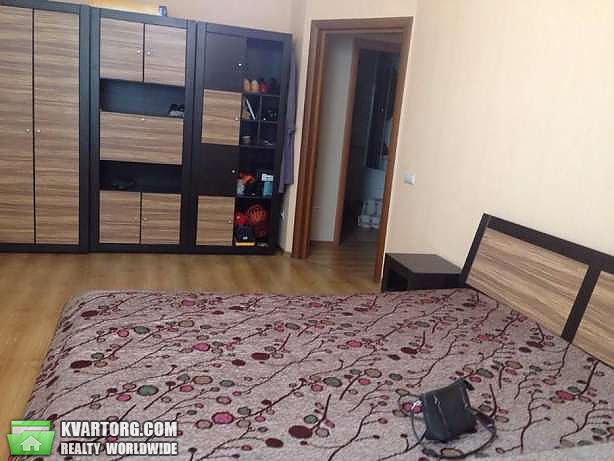 Rent out 2-room apartment. Киев,  Бажана — photo 8