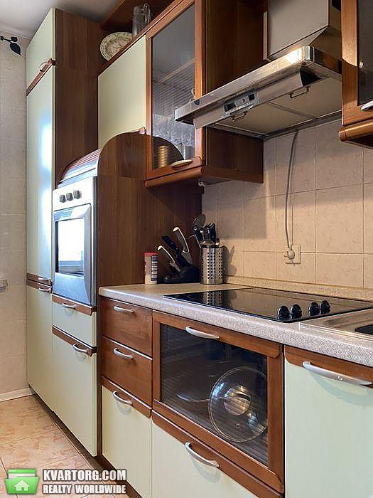 Sell 3-room apartment. Киев,  Срибнокильская — photo 8