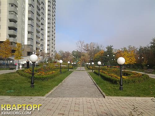 Sell 4-room apartment. Киев,  Драгомирова — photo 3